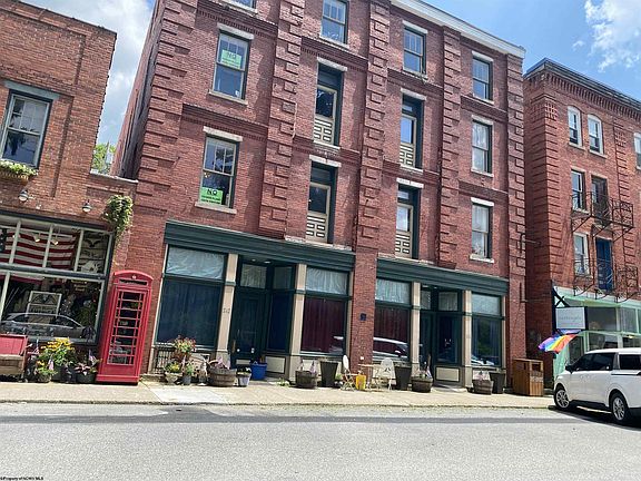 4th image of Spruce St