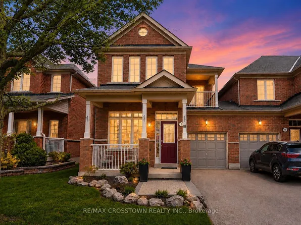 11 Lundigan Dr, Georgina, ON L4P 0C3