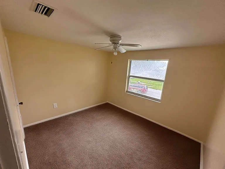 6064 Longchamp Dr #6064 — Photo 14