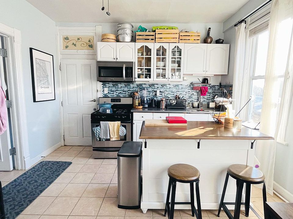 New Kitchen cabinets and Granite Counter tops and Island. High end alliances with Microware.