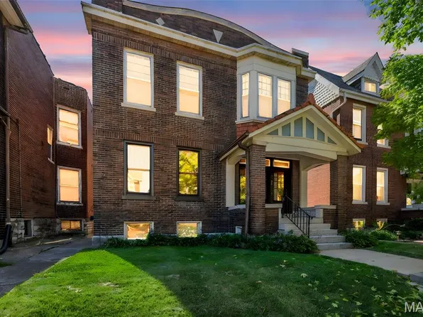 3202-3204 Halliday Ave, Saint Louis, MO 63118