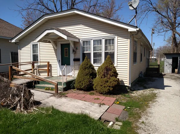 816 W Harvard St, Champaign, IL 61820