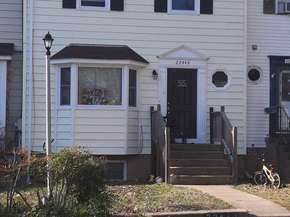 1st image of 22440 Greenview Ct