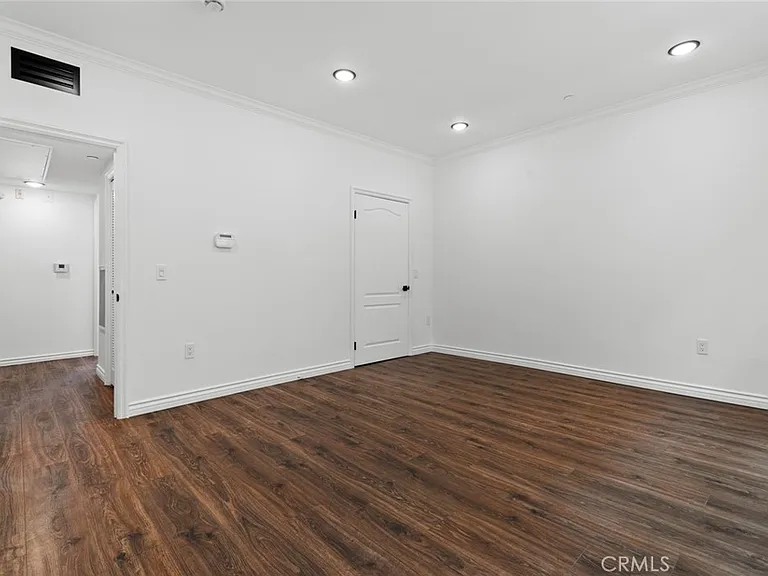 333 Milford St #105 — Photo 38