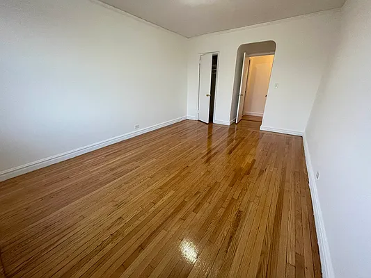 Rented by Premier One Realty LLC | media 7