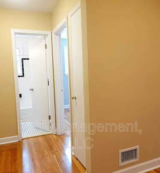 8713 Plymouth St #3 — Photo 9