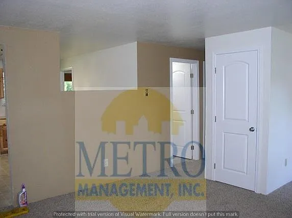 2662 W Smith Ave — Photo 3