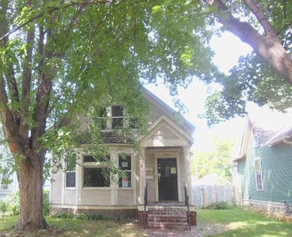 1st image of 939 Charles Ave
