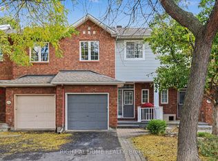 21 Kettleby St, Ottawa, ON K2K3C4