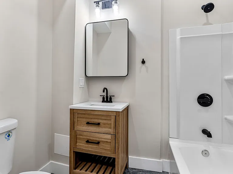 17 M St #3 — Photo 8