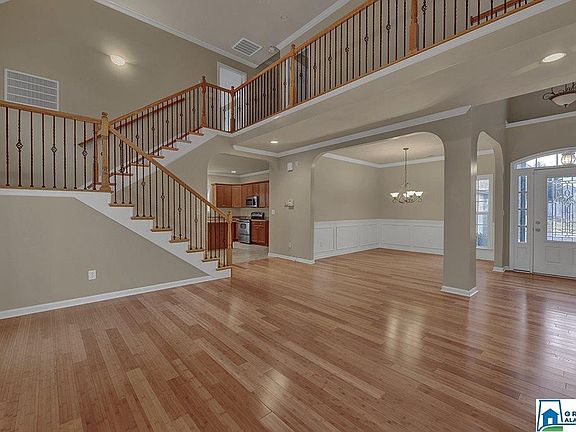 4th image of 805 Waterford Cove Ln