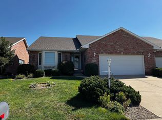 5216 N Stenning Dr, Peoria, IL 61615