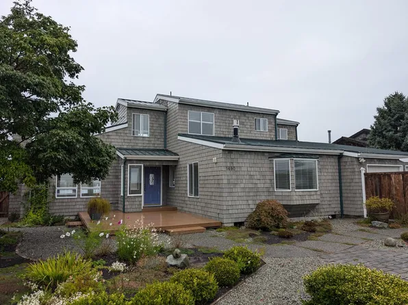 14864 Channel Dr, La Conner, WA 98257