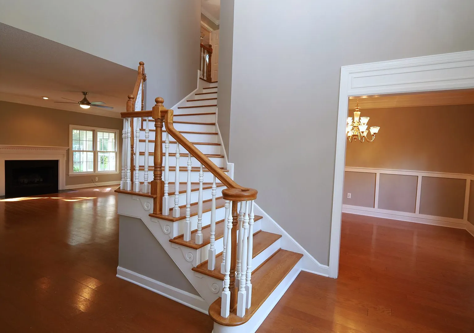 1054 Ridge Road — Photo 3