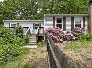 76 Stuart St, Gardner, MA 01440