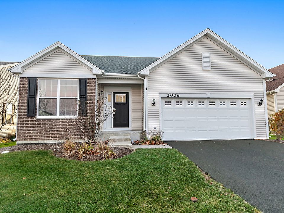 1st image of 2006 Wentworth Dr