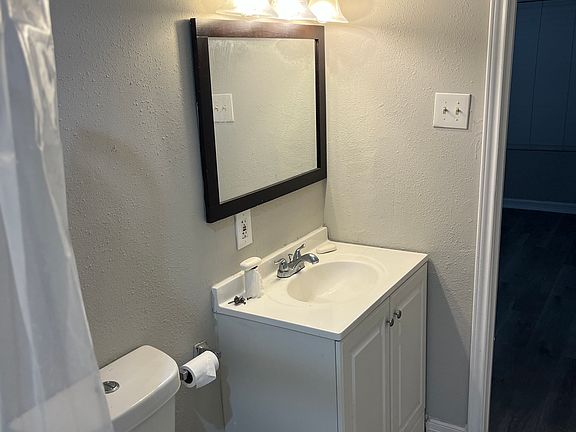 5th image of 5007 Nassau Rd Room E