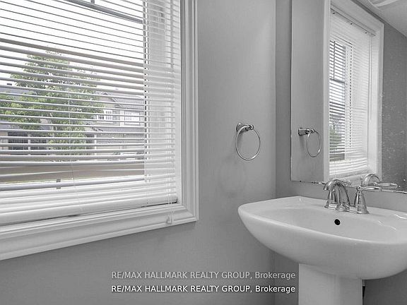 5th image of 41 Maroma St