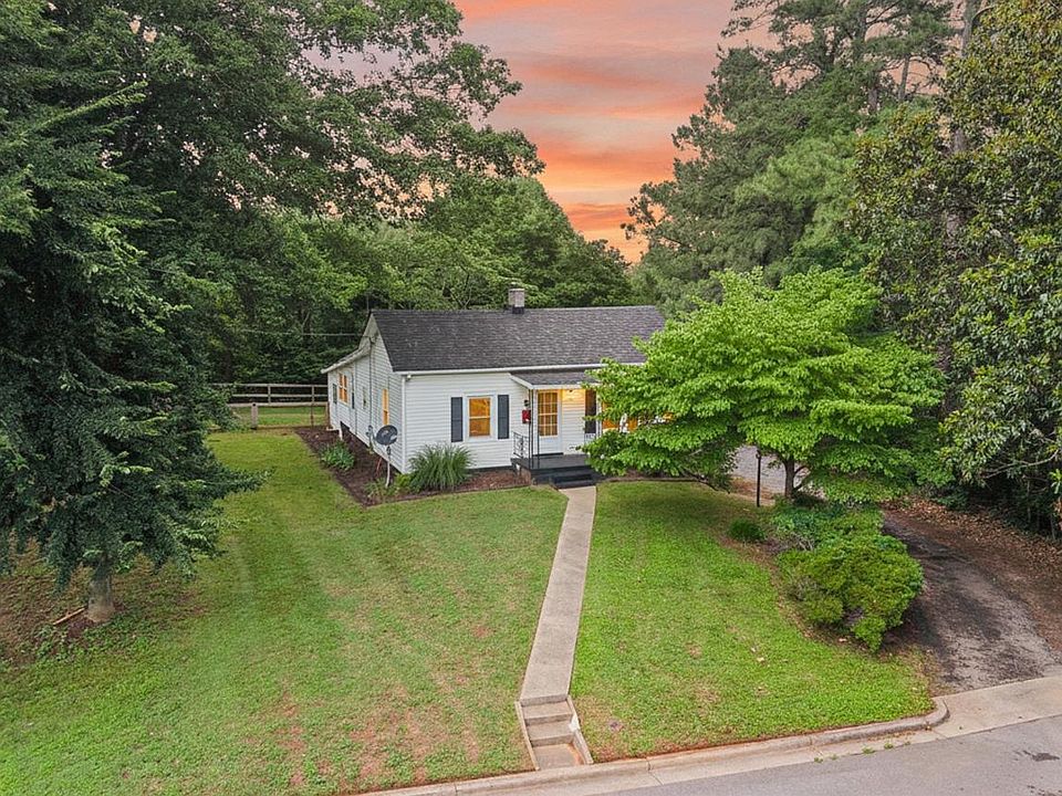 1st image of 1508 Edley Pl