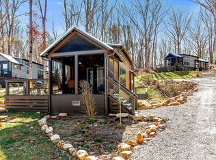 42 Oakleaf Trl, Tracy City, TN 37387