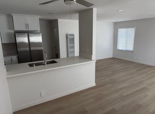 232 Kennebec Ave APT D, Long Beach, CA 90803
