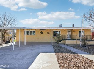 674 Di Di Anne Dr, Benson, AZ 85602