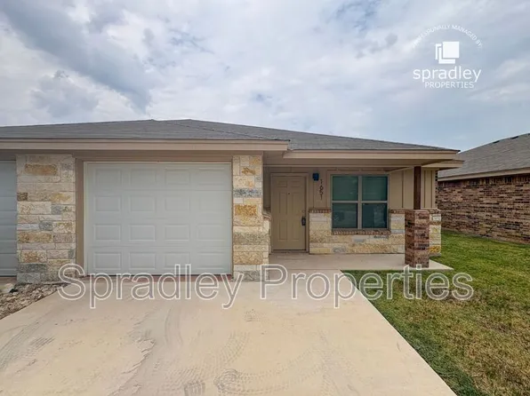 1651 Sabine Rd, Little River Academy, TX 76554
