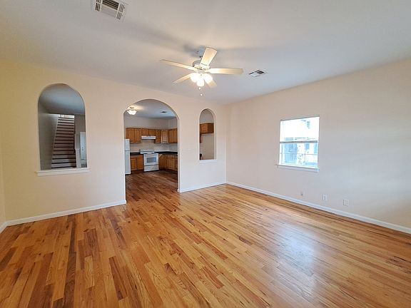 2nd image of 2641 Gravier St #C