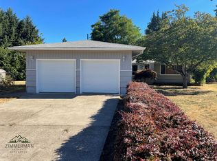 2295 Greenbriar St, Springfield, OR 97477