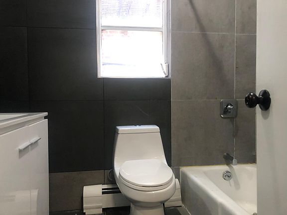 5th image of 233 Liberty Ave #11D