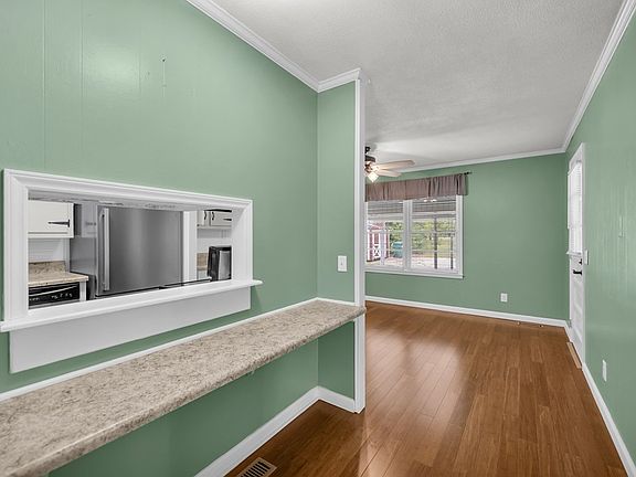 5th image of 137 Avondale Rd