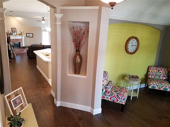 3rd image of 10608 Blue Bay Dr