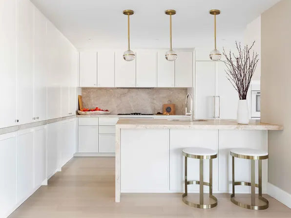 212 West 72nd Street image 4 of 16