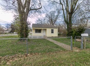 1702 W Scott St, Springfield, MO 65802