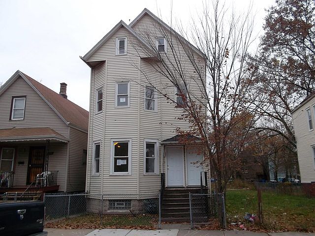 1st image of 5318 S Wood St