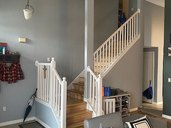 3rd image of 7752 Dryden Way