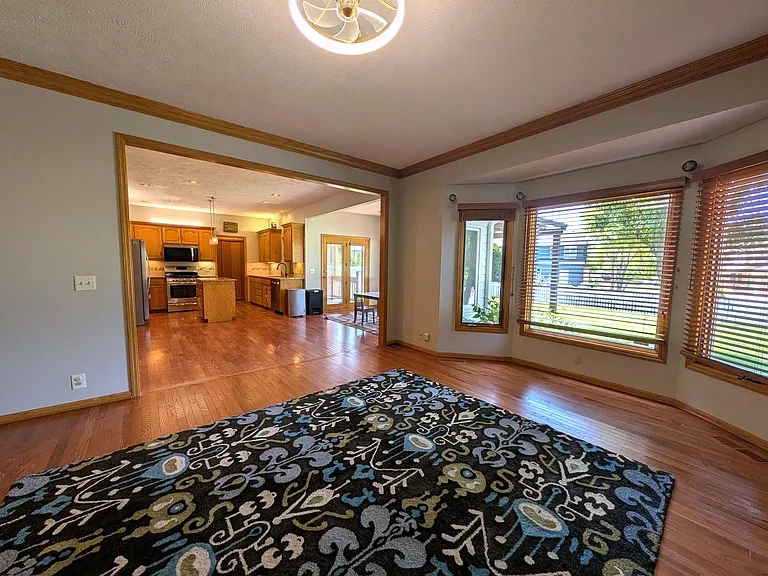 5612 N 139th Ave — Photo 12