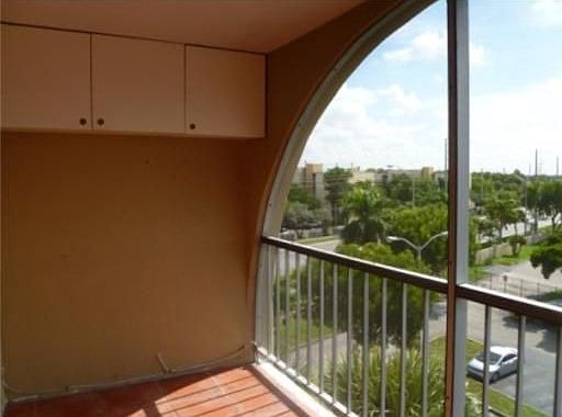 5th image of 6970 Miami Gardens Dr APT 3-501