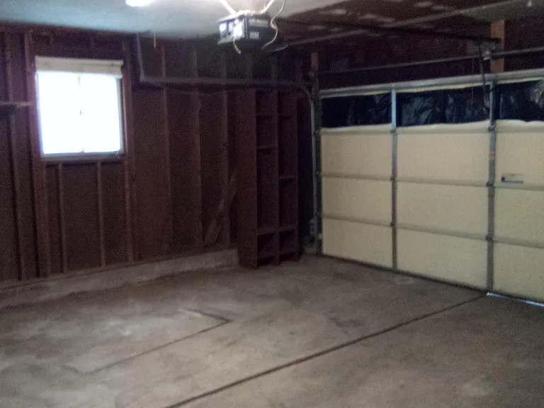 2880 E Eisenhower Pkwy — Photo 21