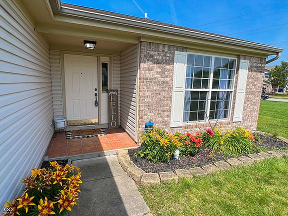 4th image of 8416 Bentonville Pl
