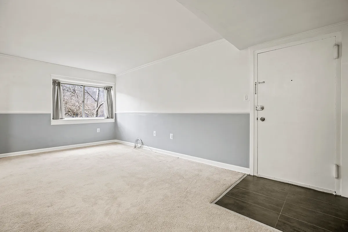 Building Photo - 5105 Crossfield Ct #3