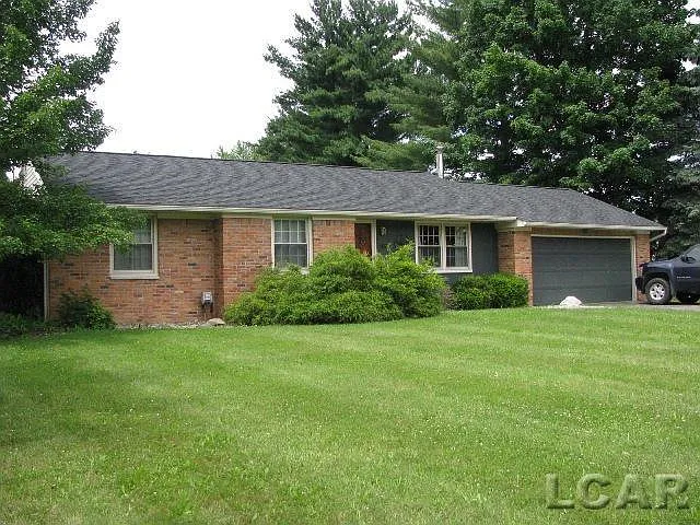 268 Normandy Dr photo 1