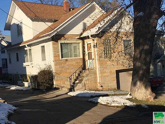 2nd image of 851 15th St