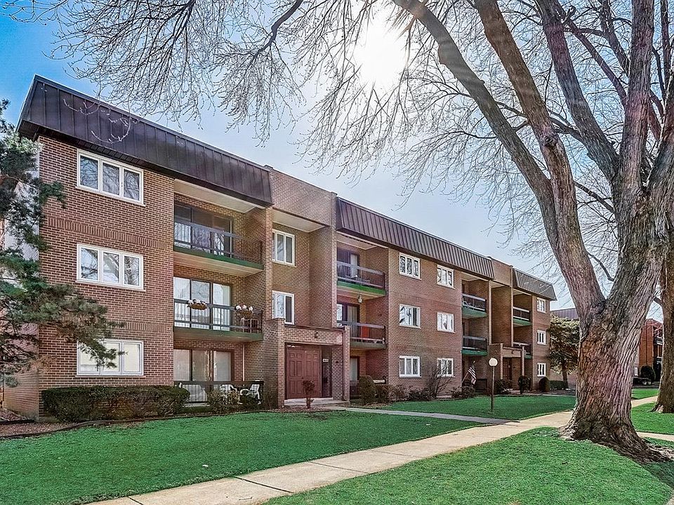 1st image of 9605 S Kedvale Ave #303
