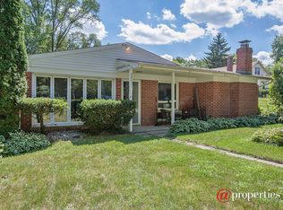 28871 W Pittner Ave, Cary, IL 60013
