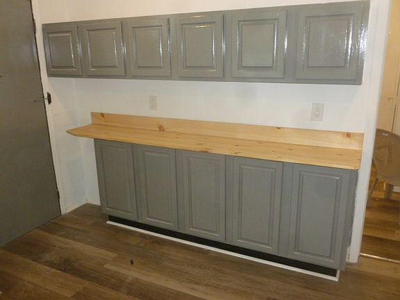 Variety of Kitchen Cabinets