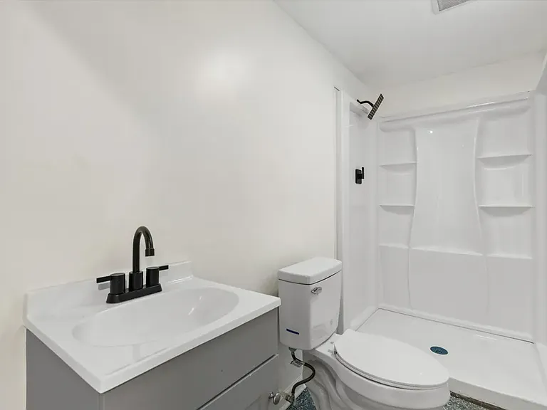 7928 W Grantosa Dr — Photo 1