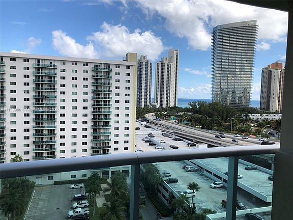 5th image of 19390 Collins Ave APT 1206