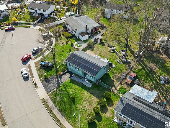 5th image of 22 Spring View Lane