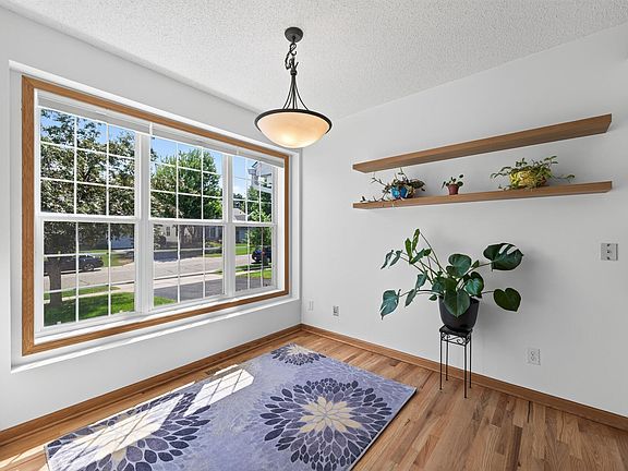5th image of 3896 Darling Dr